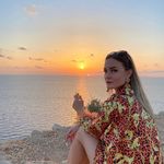 Anna Simeoni - @anna.simeoni - Instagram