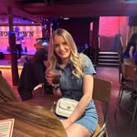 Anna Stevenson - @asteve96 - Instagram