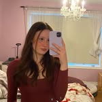Anna - @_annatait - Instagram