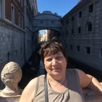 Anna Tamas - Facebook