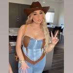 Ana Tejada - @miizzbella503 - Instagram