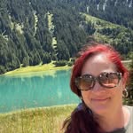 Anna Thiele - @fallingintoart2018 - Instagram