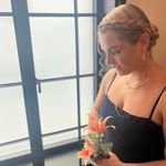 Anna Tuttle - @tuttle.anna - Instagram