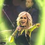 Anna Vissi - Facebook