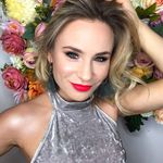 Anna Wiącek - @stara_wiackowa - Instagram