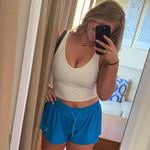 Anna Young - @anna306110 - Instagram