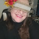 Anna Zachary - @havocandsyfizz - Instagram
