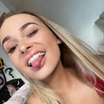@annabellekburns - Instagram