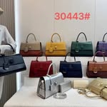 Annabel Williams - @mandz_collections - Instagram