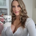 Annabelle Lopez - @andre25885 - Instagram