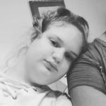 Annabelle wallace - @bucylucy06 - Instagram