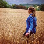 Anne Baumann - @_a.n.n.e.b_ - Instagram