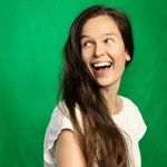 Anne Baumann - @ann_e_bass - Instagram