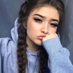 Anne Burton - @anneburton92 - Instagram