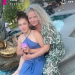 Anne Busch - @annebusch45 - Instagram