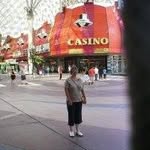 Anne Calder - @anne.calder.77 - Instagram
