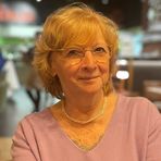 Anne Davin - Facebook