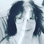 Anne Deacon - @annieinherts - Instagram