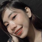 Anne Delfin - @shwlthkkhln - Instagram