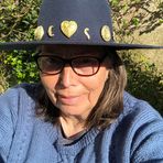 Anne Dexter - Facebook