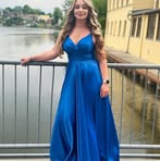 Anna Dickson - Facebook