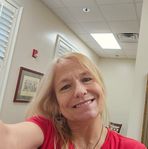 Anne Hecker - Facebook