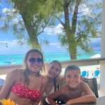 Anne Delacroix Kirsch - @annekirsch24 - Instagram