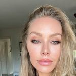 Anne koller - @williamstella077 - Instagram