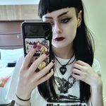 Sarah-Anne Langer💀 - @faulerzauberdunkelherz - Instagram