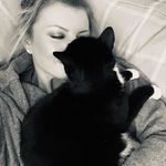 Anne Lundy - @anne.lundy.5 - Instagram