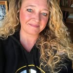 Anne Marie MacEachern - @annemarielakehouse - Instagram