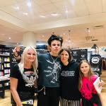 Anne Massey - @annem3433e - Instagram