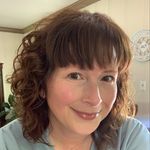 Anne Messer - @annesbestskincare - Instagram