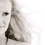Anne Murillo - @murillo.music - Instagram