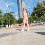 Anne Richmond - @anne.wolfie - Instagram