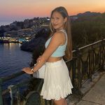 Anne-Ruth van Velzen - @anneruthvvelzen - Instagram