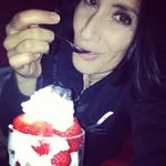 Anne Saint Christelle - @abdoulviande - Instagram