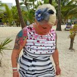 Julie Anne Symes - @juliesymes187 - Instagram