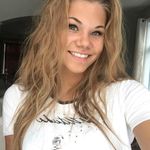 Laurie-Anne Thibodeau - @finsta_lauejade - Instagram