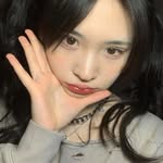 Anne Weaver - @anneweaver777 - Instagram