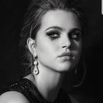ANNE WINTERS - @airyannew - Instagram