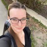 Anne Wolfe - @violinzical.anne - Instagram