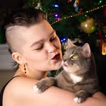 Anneliese Sullivan - @definitelynotavampire - Instagram