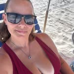 Annette Wright - @gilf_annettewv - Instagram