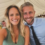 Annie Bartlett - @anniebarts - Instagram