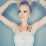 Anniee💜🖤 - @anniebartlett_xo - Instagram