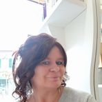 Annie Bertin - Facebook
