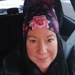 Annie Binette - Facebook
