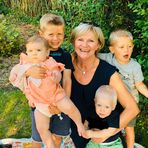 Annie Colson - Facebook