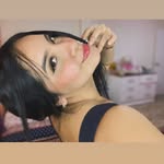 Annie Conde - @annieconde_98 - Instagram